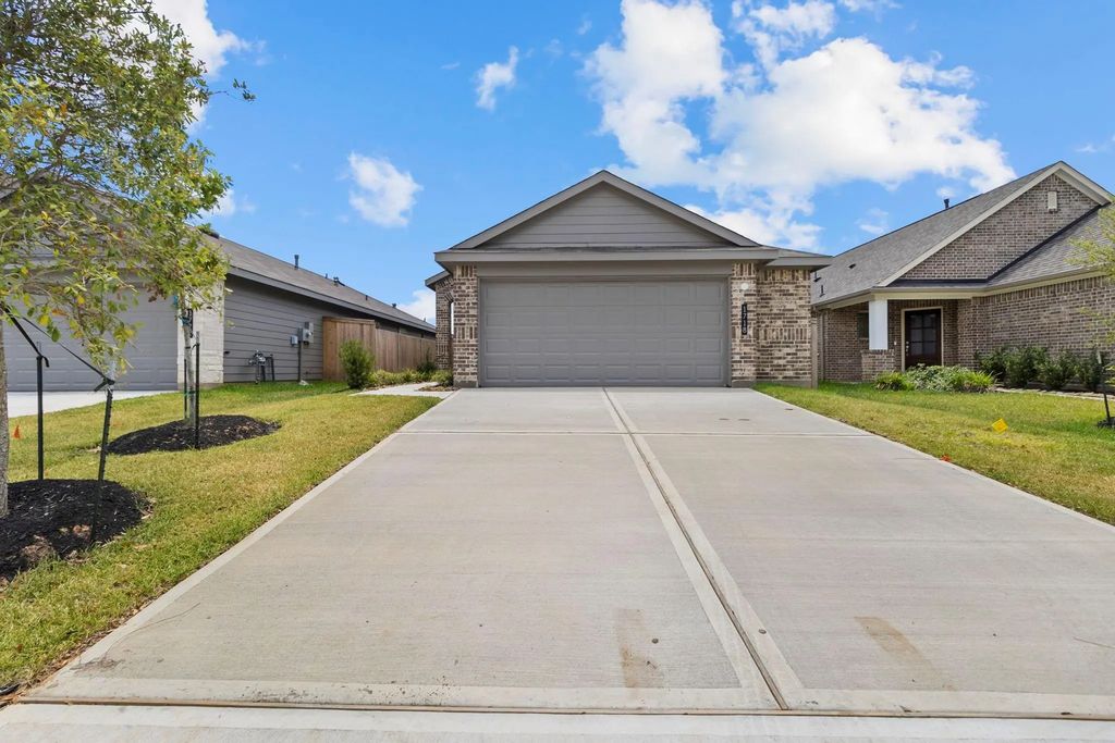 1718 Portia Lane, Conroe