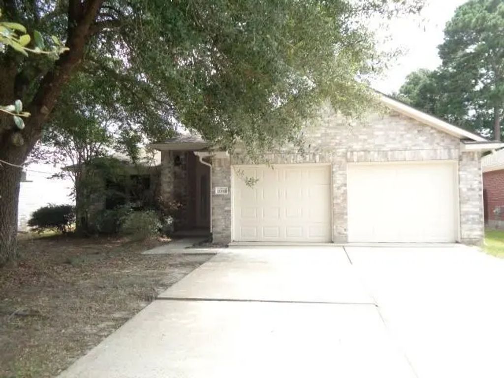 21559 Forest Colony Dr, Porter