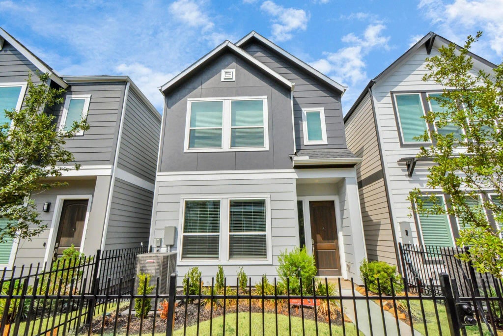 721 Strawberry Pines Court, Houston