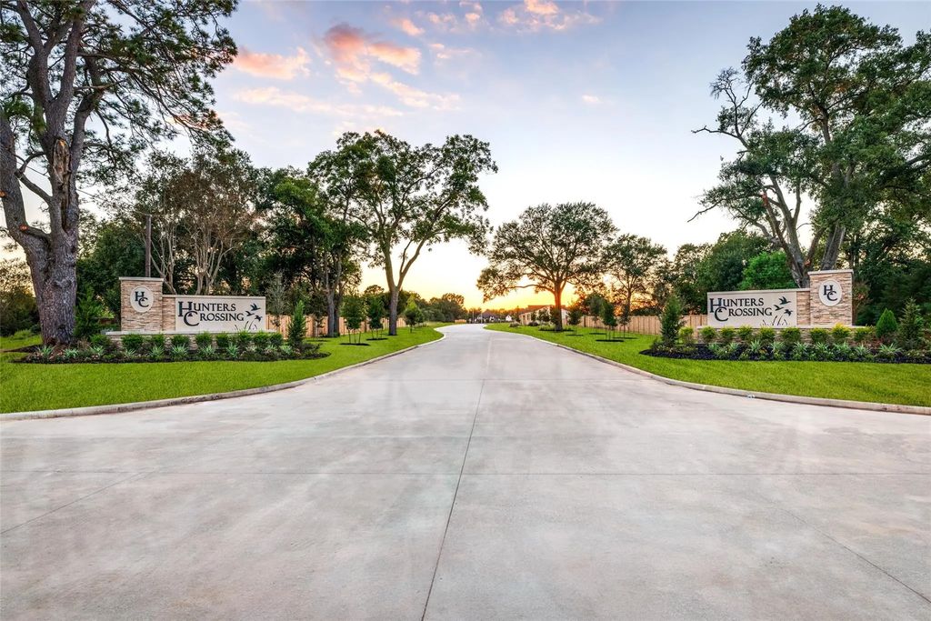 304 Legacy Point Drive, Sealy