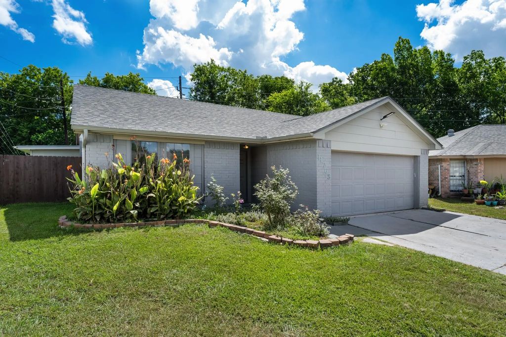 11763 Cliveden Drive, Houston