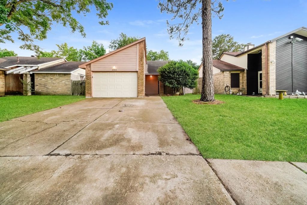19903 Mountain Dale Drive, Cypress