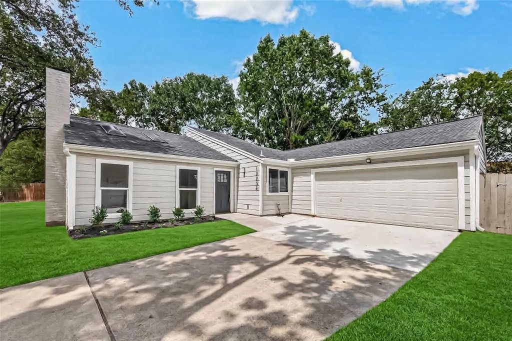 12238 Briar Forest Drive, Houston