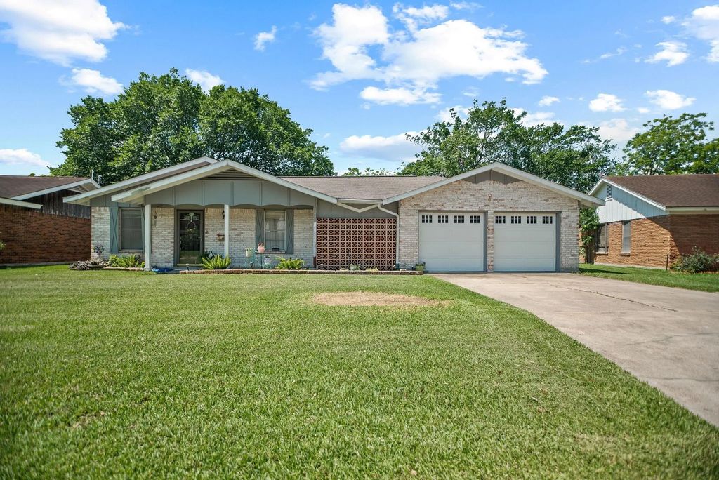 519 Travis Street, Port Lavaca