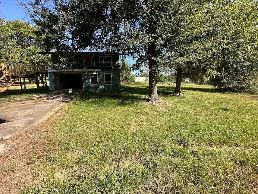 100 Happiness Hollow, Coldspring