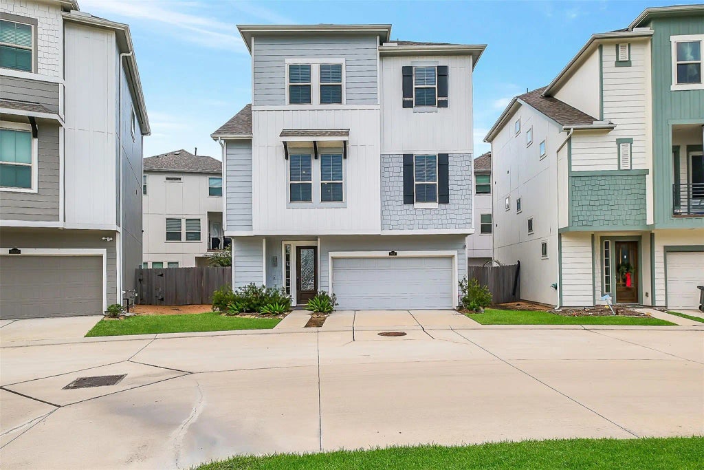 2007 Kirby Landing Drive, Houston