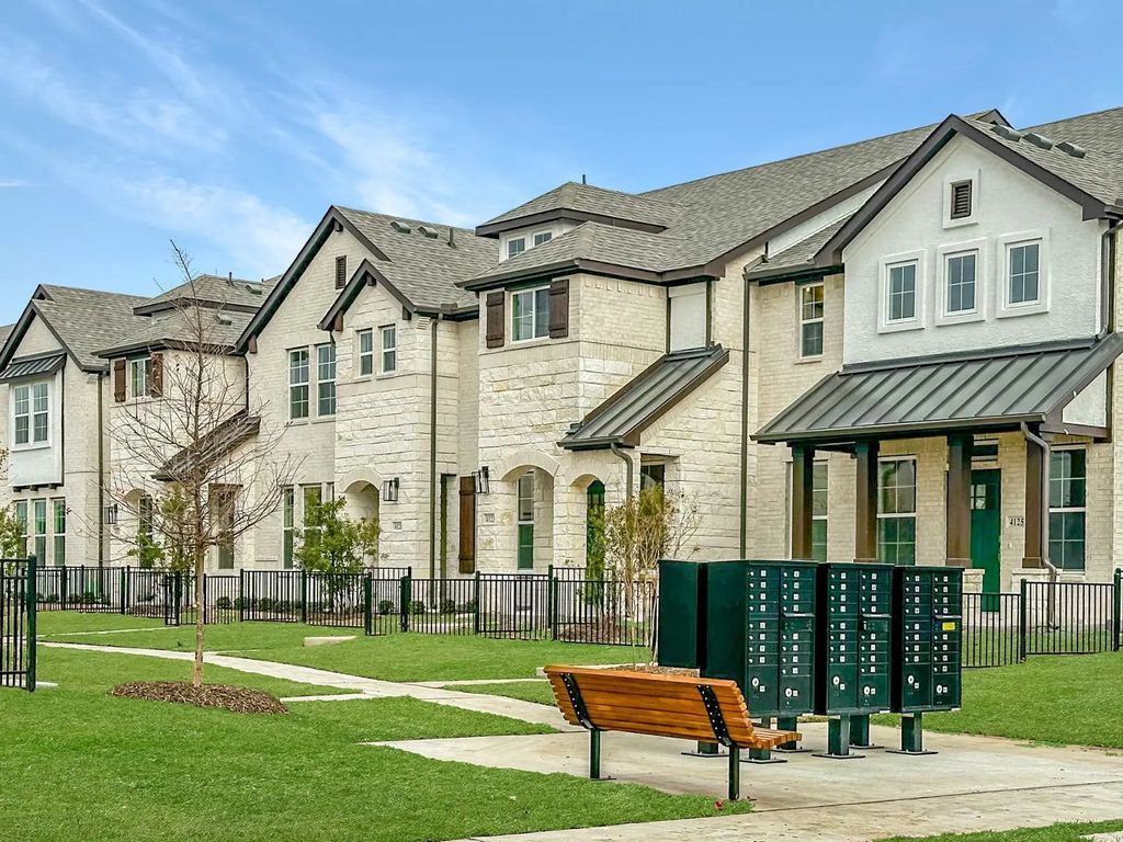 4109 Floyd Alley, Grand Prairie