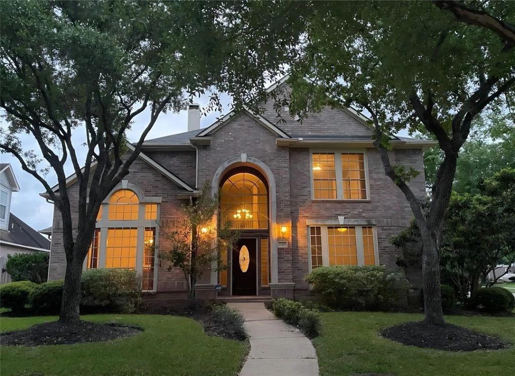 1910 Crisfield Drive, Sugar Land