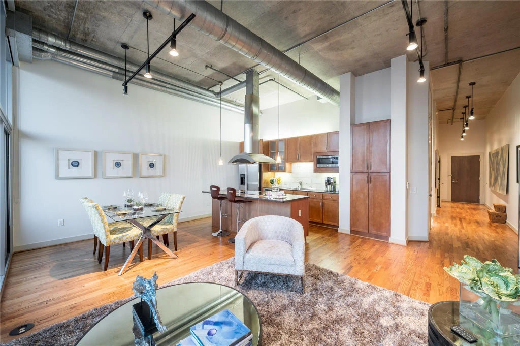 4899 Montrose Boulevard 708, Houston