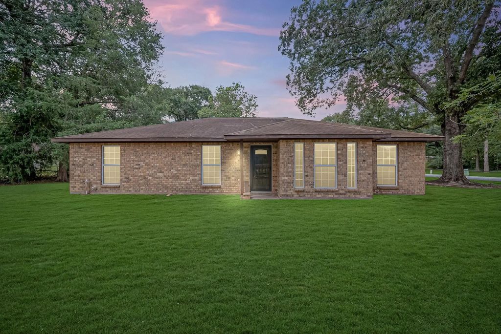 19904 Mercedell Drive, Porter