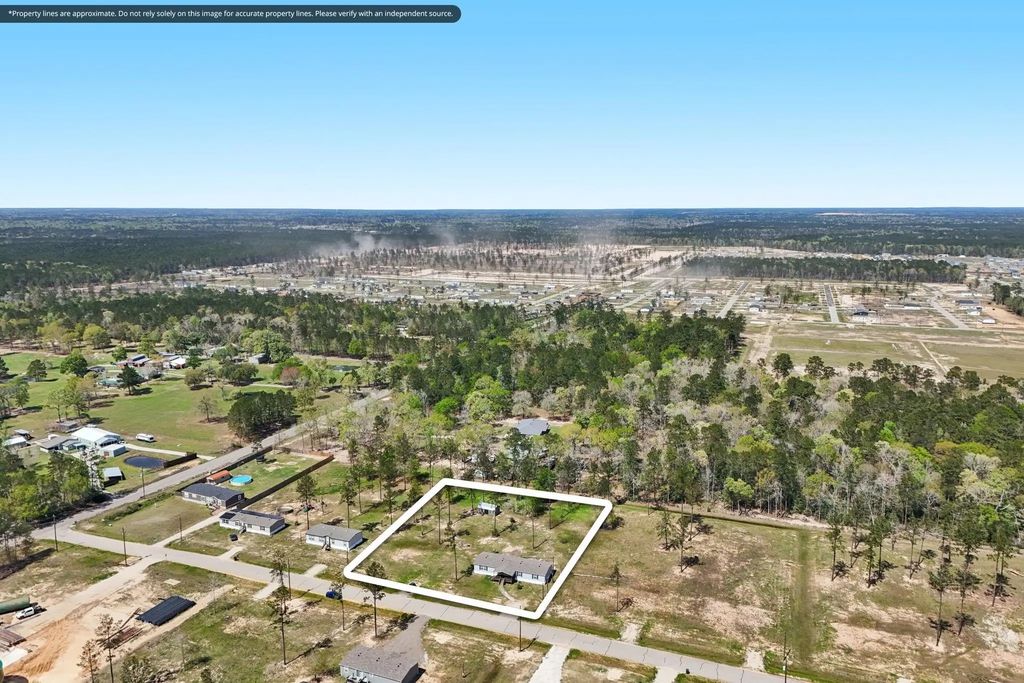 20015 & 20019 Kincaid Drive, Conroe