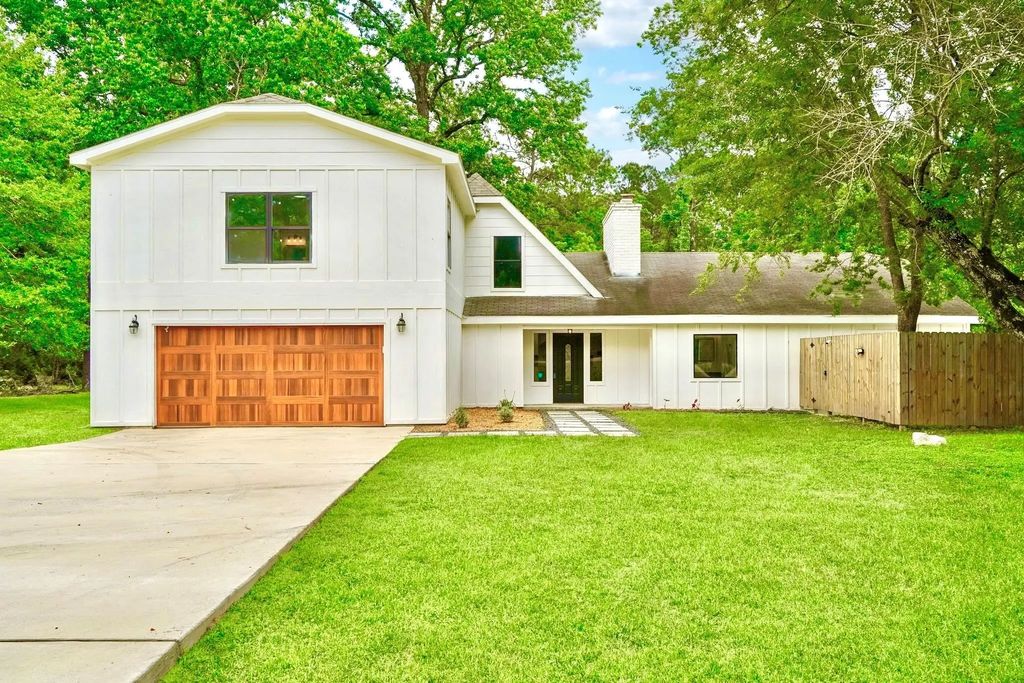 32606 Glenda Drive, Magnolia