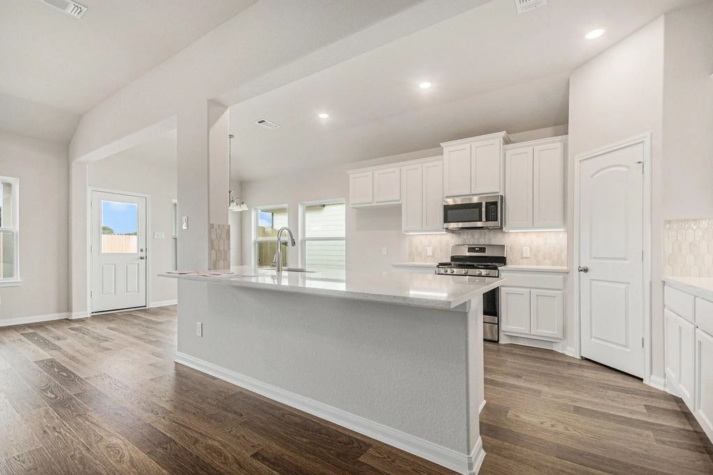 3747 Crawford Street, Bay City