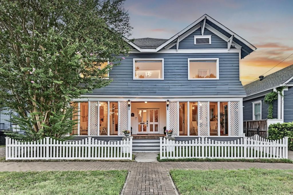 1812 Kane Street, Houston