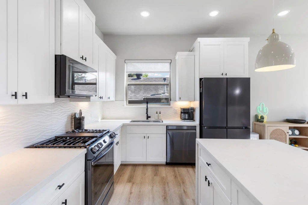 3505 Golf Drive D, Houston