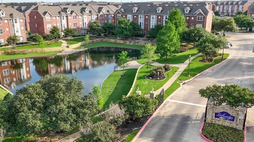 1198 Jones Bulter Road 203, College Station