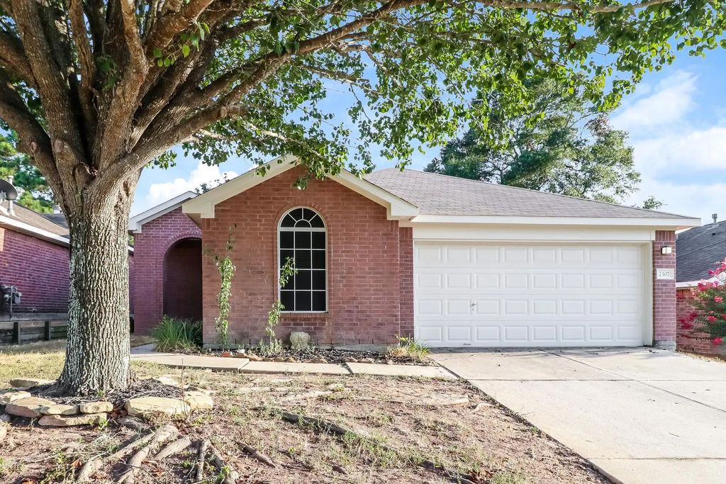 2307 Jefferson Crossing Drive, Conroe