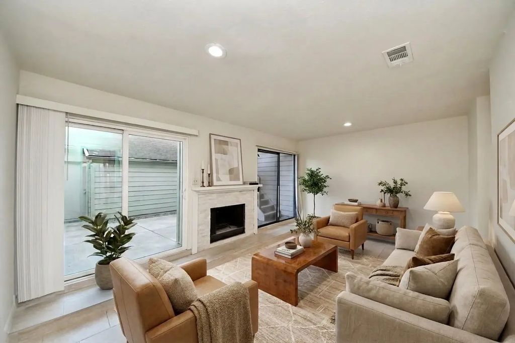1059 Country Place Dr Drive 1059, Houston