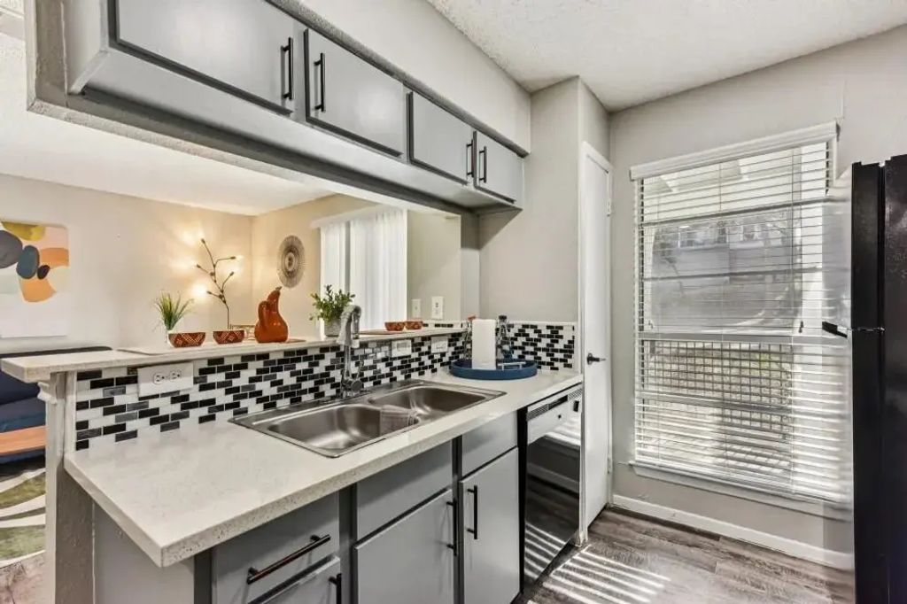 2501 Wickersham Lane 0424, Austin