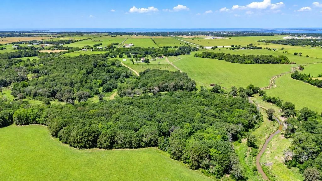 3042b Poskey Road, Anahuac