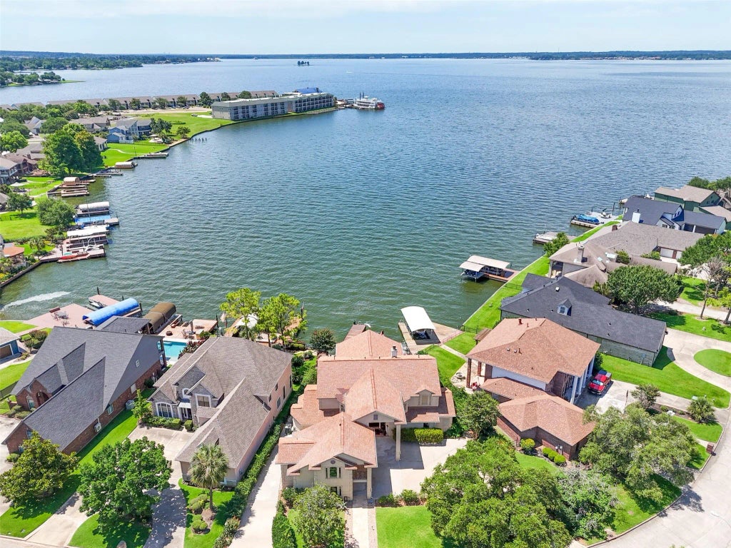 7159 Kingston Cove Lane, Willis