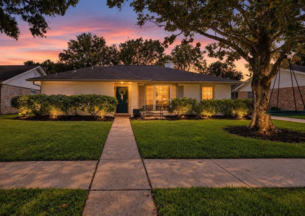 12919 Westhorpe Drive, Houston