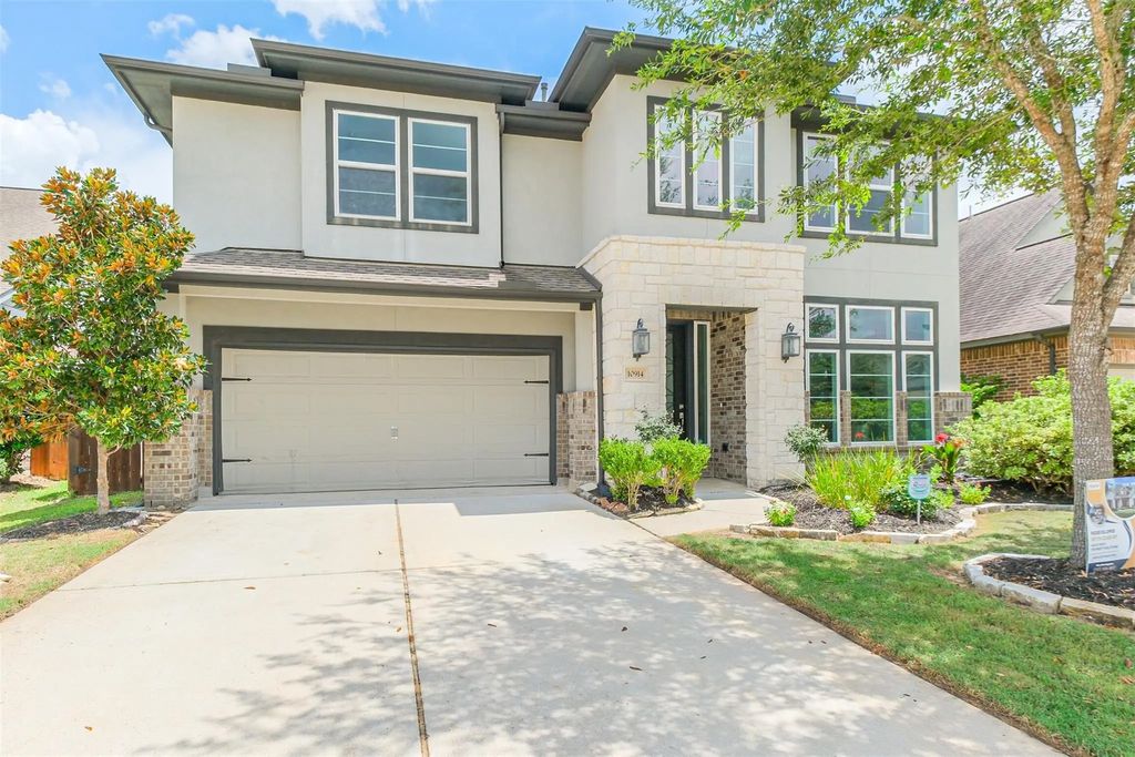 10914 Crestwood Point Circle, Cypress