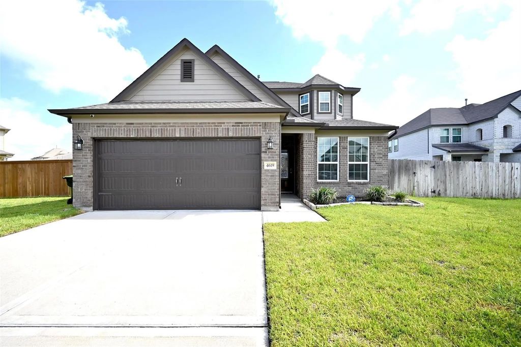 4619 Ehrlich Court, Rosenberg