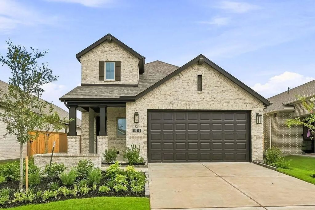 11215 Peacock Flower Street, Cypress