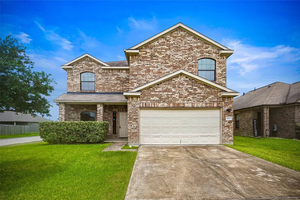9203 Sasson Boulevard, Houston