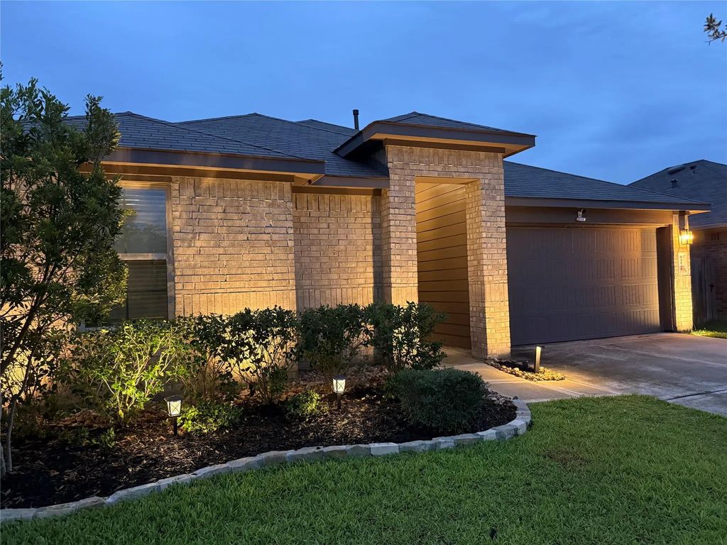 14849 Prickly Pear Cove, Magnolia