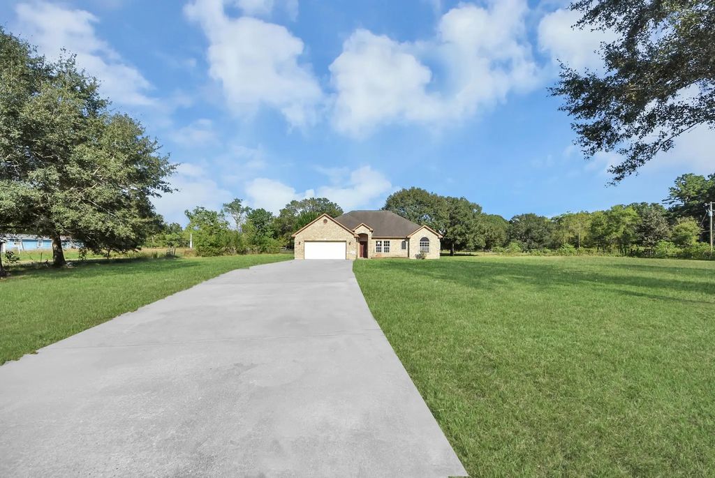 314 County Road 6881 N, Dayton