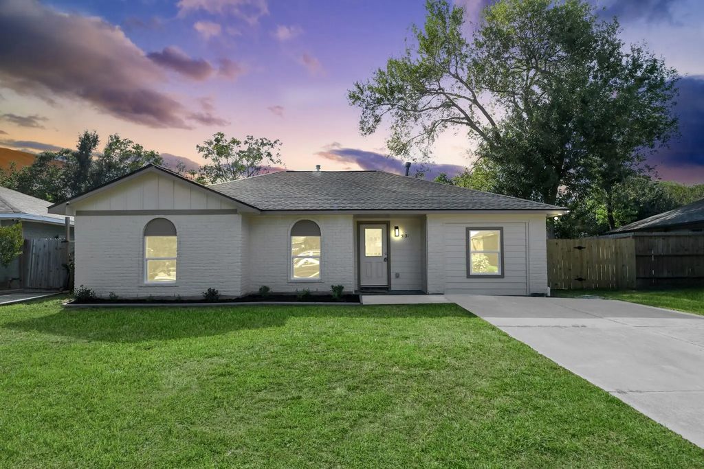 5131 Beechaven Street, Houston