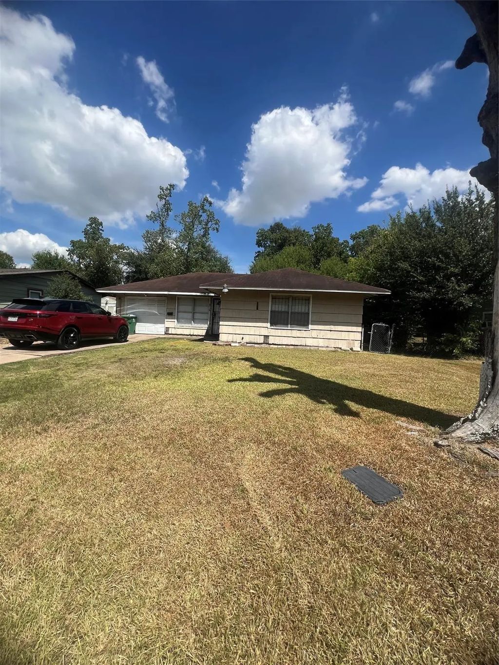 5715 Westover Street, Houston