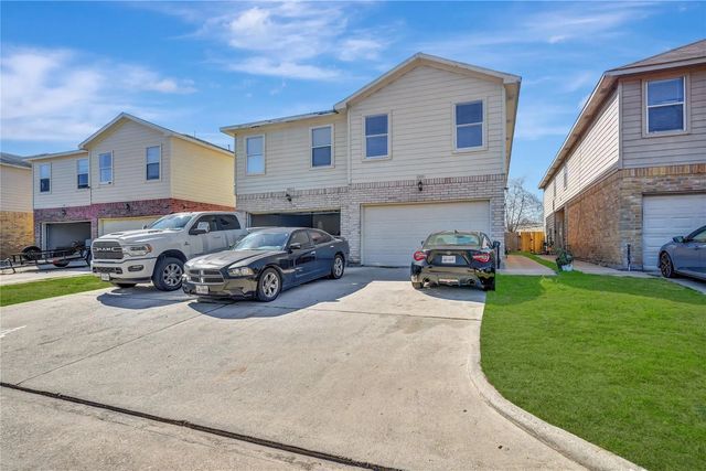 10055/10053 Sharpton Drive, Houston