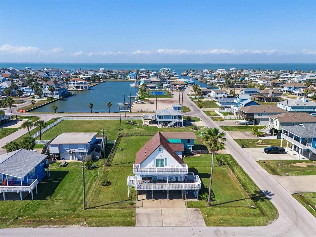 4022 Mason Drive, Galveston