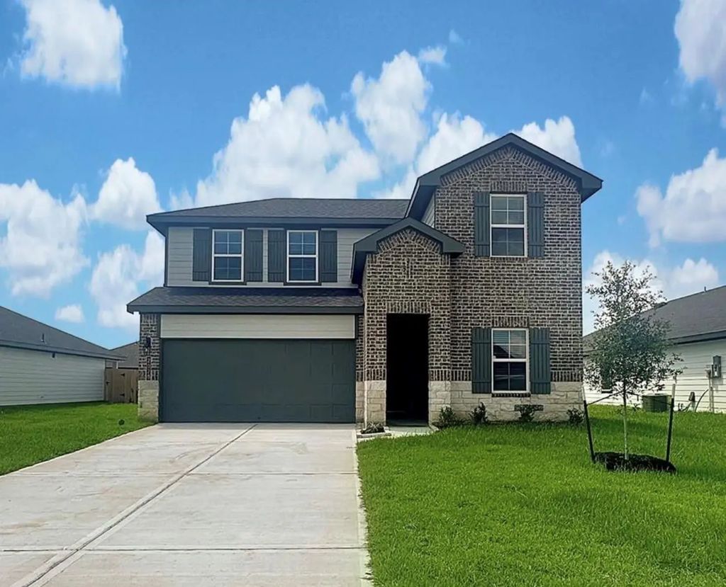 2028 Woodlark Way, Sealy