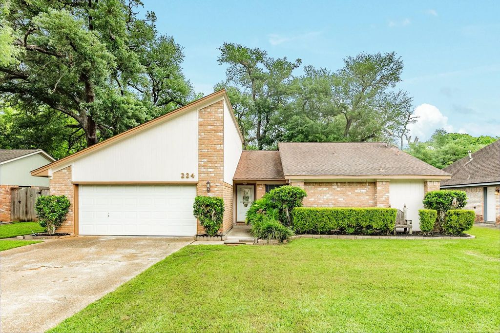 224 Banyan Street, Lake Jackson