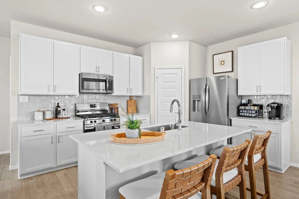 375 Hickory Hills Drive, Pattison