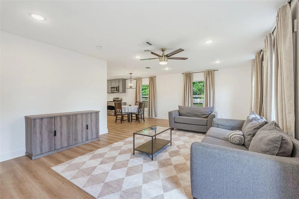 9710 Masterson Street, Houston