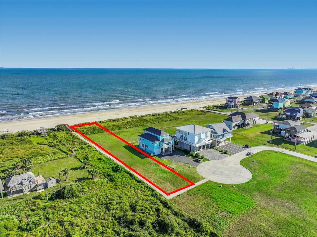 1220 Crystal Dunes Way, Crystal Beach