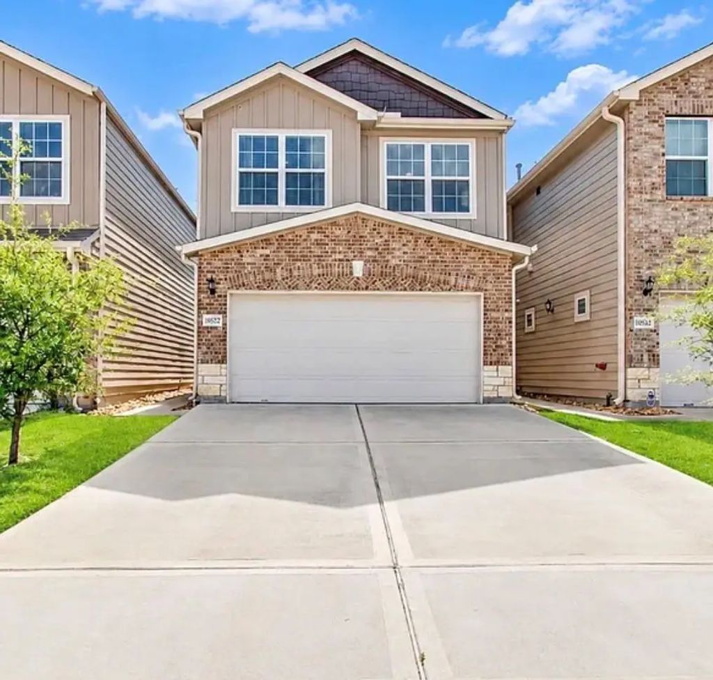 15022 Eagle Feather Court, Houston