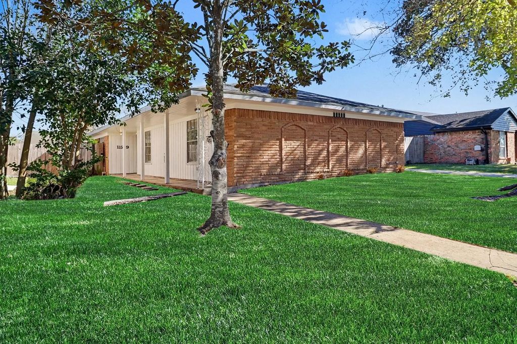 11219 Sagehill Drive, Houston
