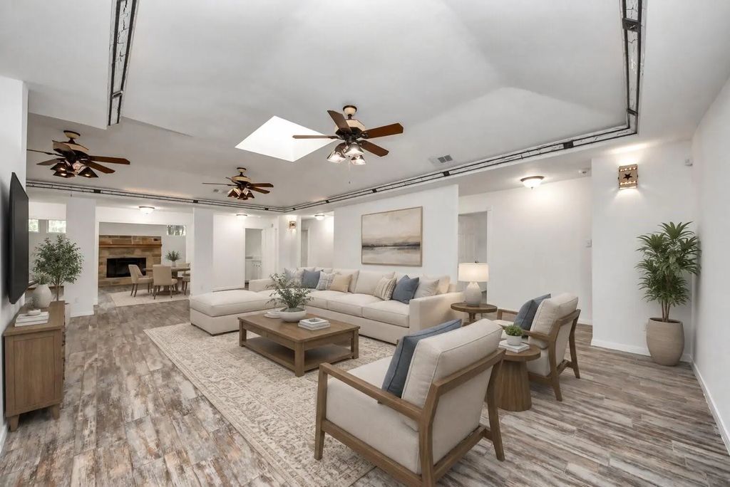 8227 Ivan Reid Drive, Houston