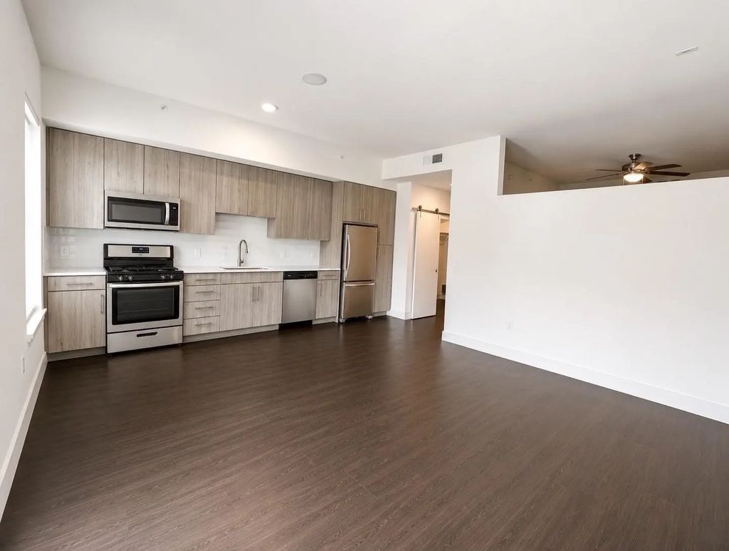 3120 Smith Street 637, Houston
