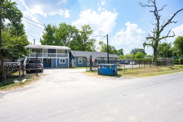 2232 Maurine Street, Houston