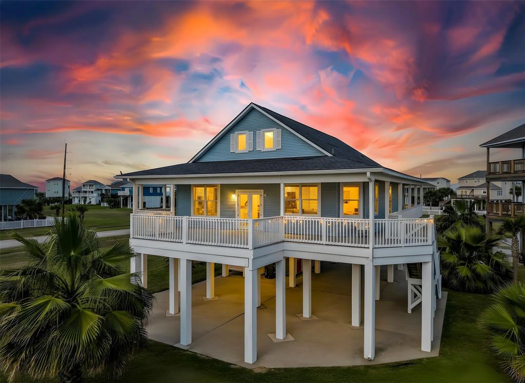 3910 Palmdale Court, Galveston