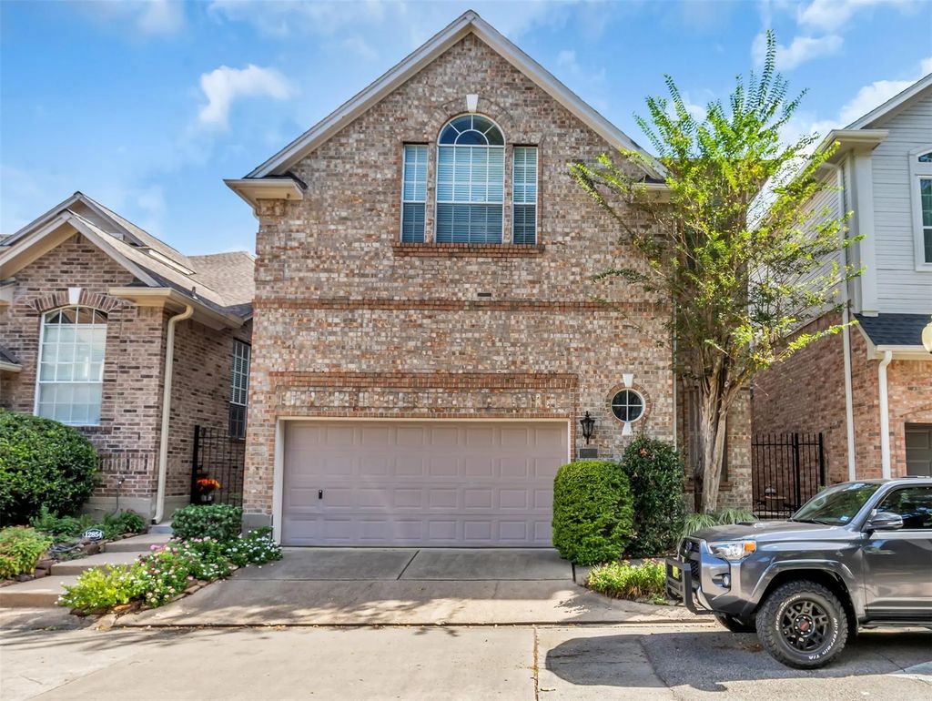 12852 Kingsbridge Lane, Hockley