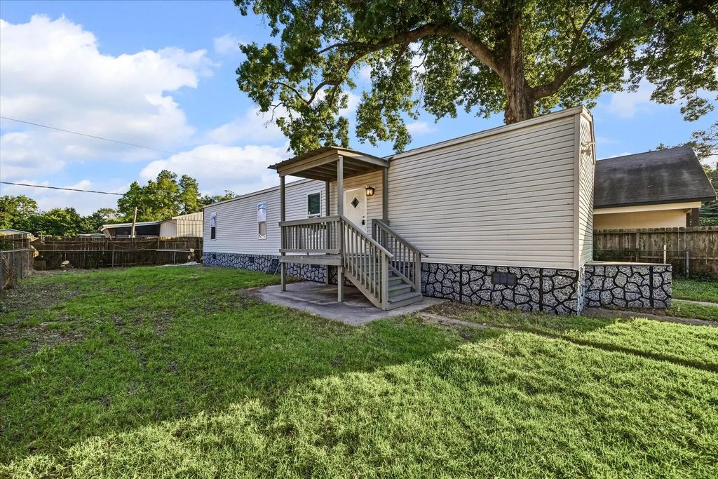 11910 Hazy Hill Drive, Houston