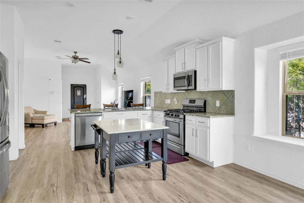 18406 Hilltop Climb Drive, Hockley